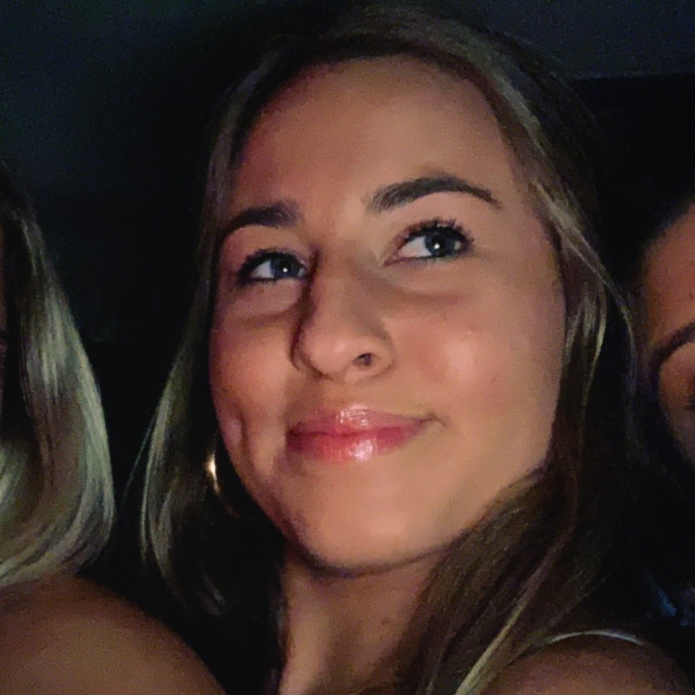 Meet your Posher, Nicole